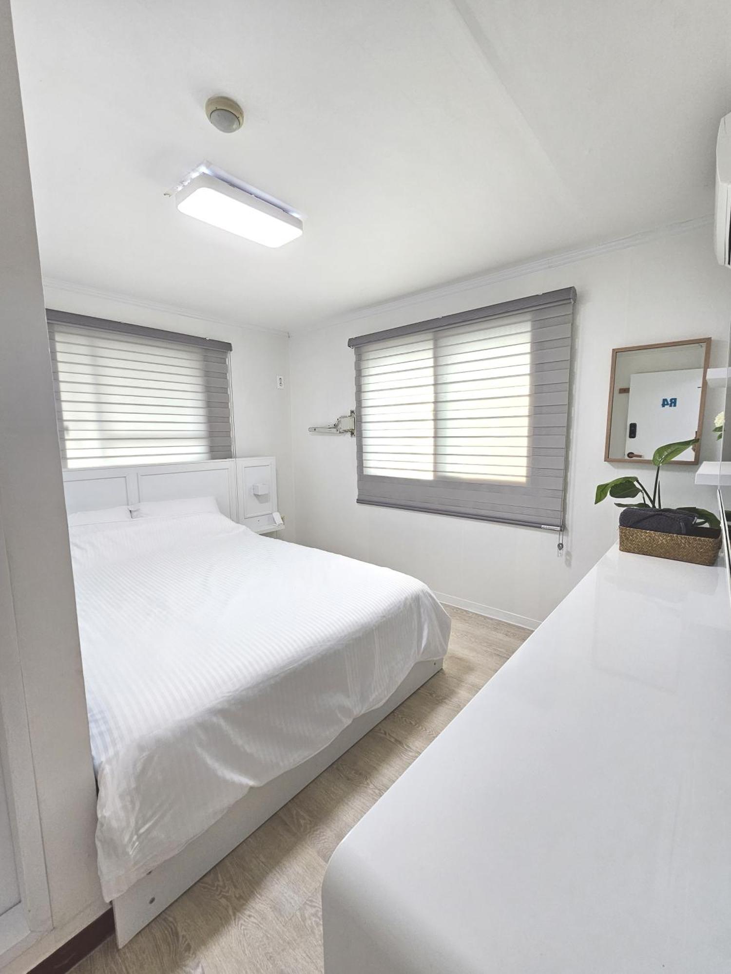 Omg House Hotel Seoul Exterior photo